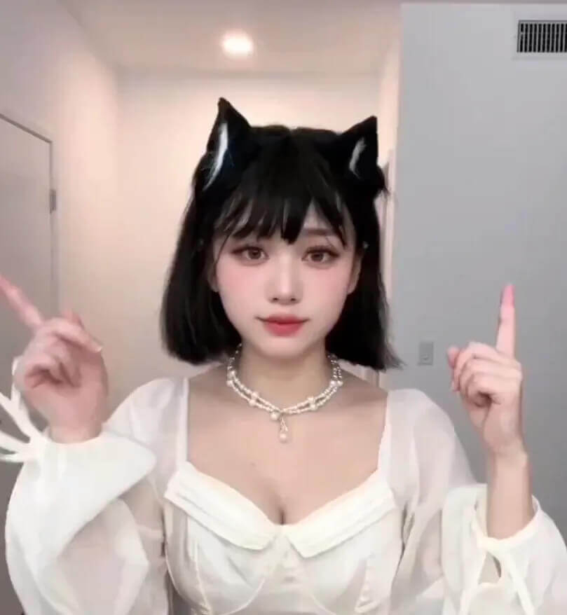 黑猫露娜酱